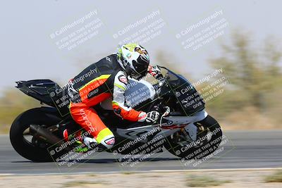 media/Mar-28-2022-Superbike Trackdays (Mon) [[b8603d0f67]]/Open Track Time/Turn 3 Inside/